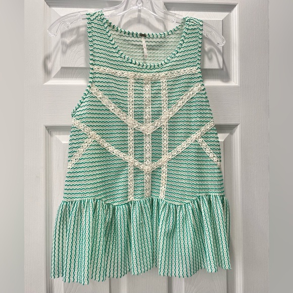 Free People Green Sheer Crochet Tank, with Ivory Lace Stripe, Peplum, Size XS - Picture 3 of 7